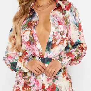 Pretty Little Thing floral Renaissance set